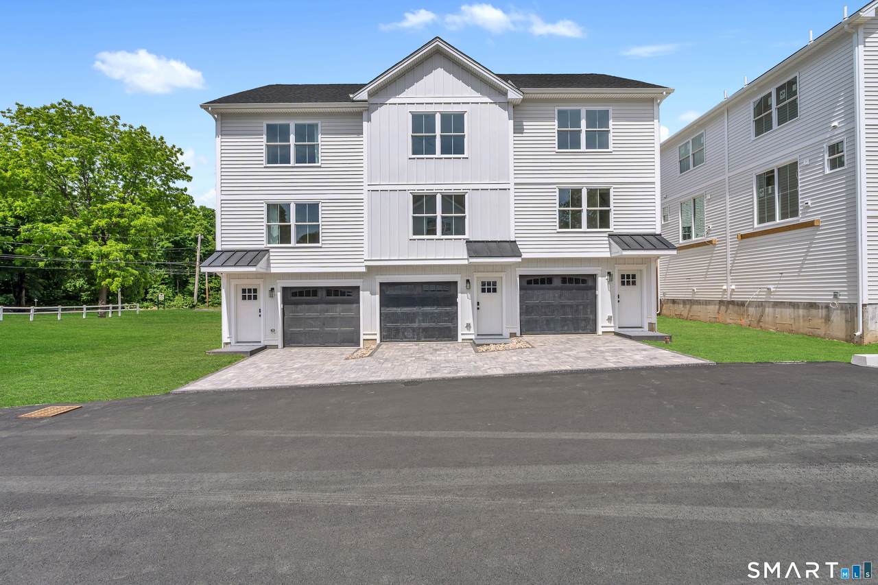 843 North Street - Photo 1