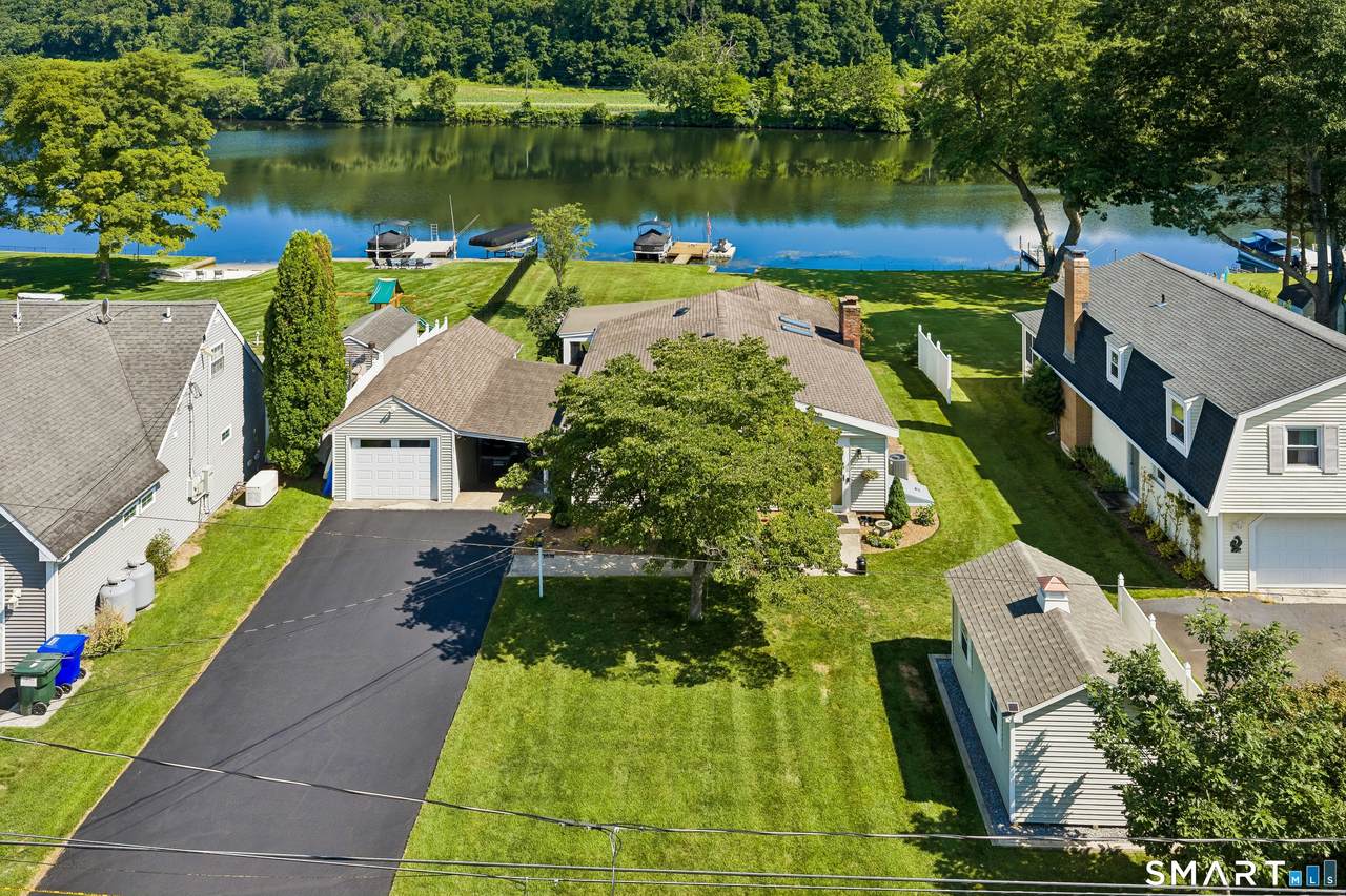 52 Housatonic Drive - Photo 1