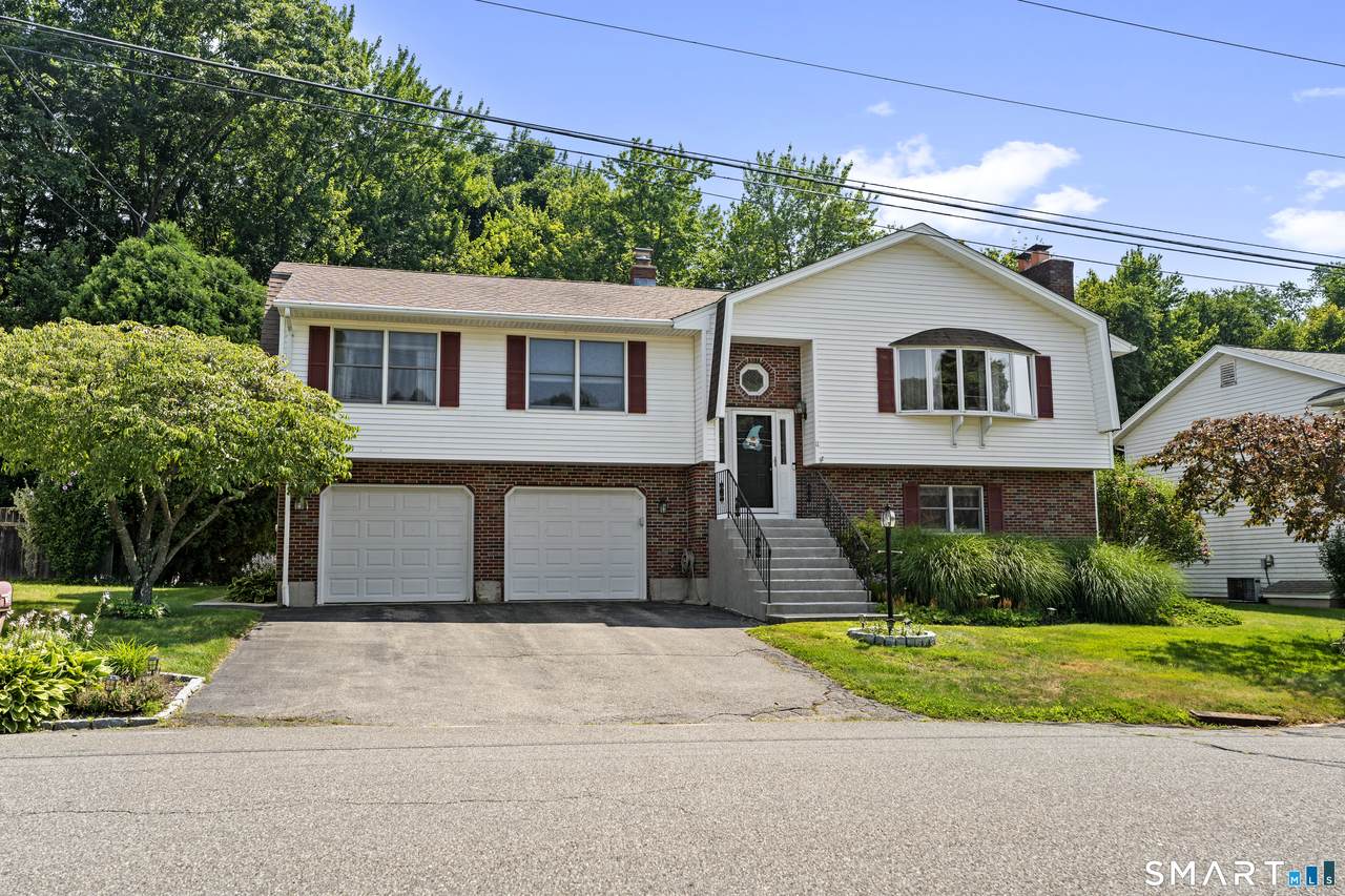 11 Middleway - Photo 1
