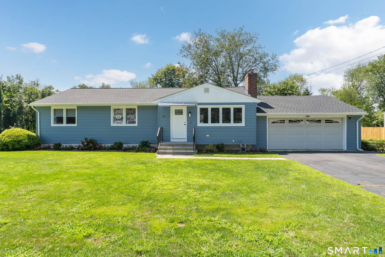 22 Victoria Drive - Photo 1