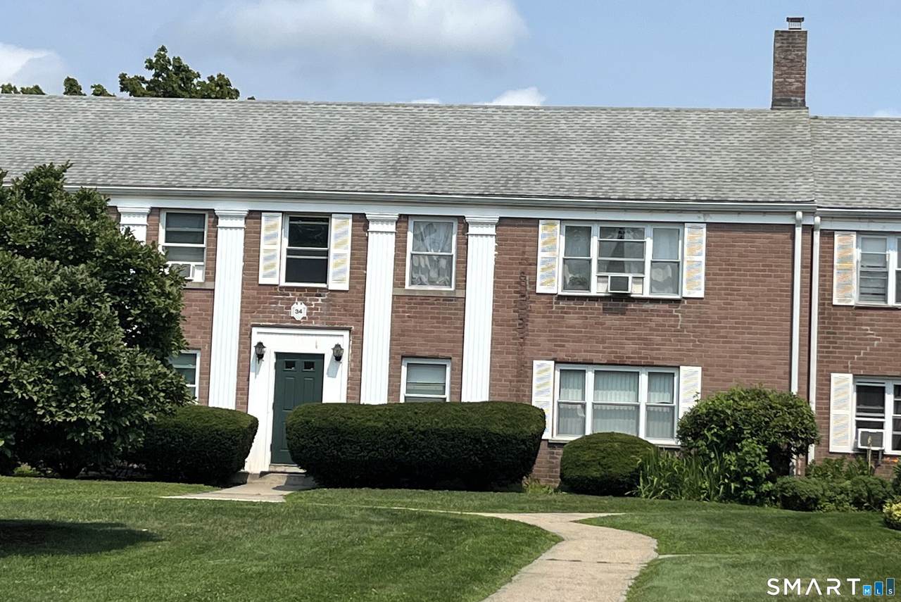 34 Standish Road - Photo 1
