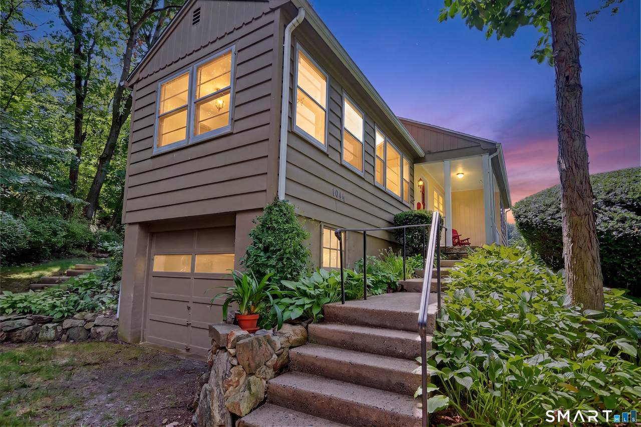 104 1/2 Ledgebrook Drive - Photo 1