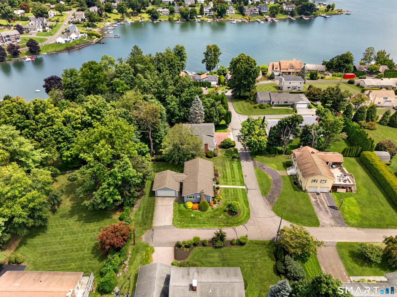 78 Arrowhead Road - Photo 1
