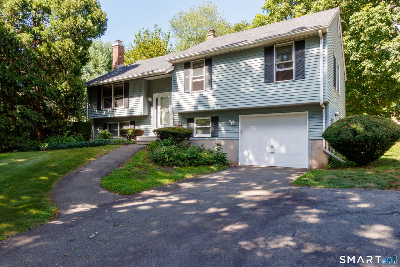 54 Valley View Drive - Photo 1