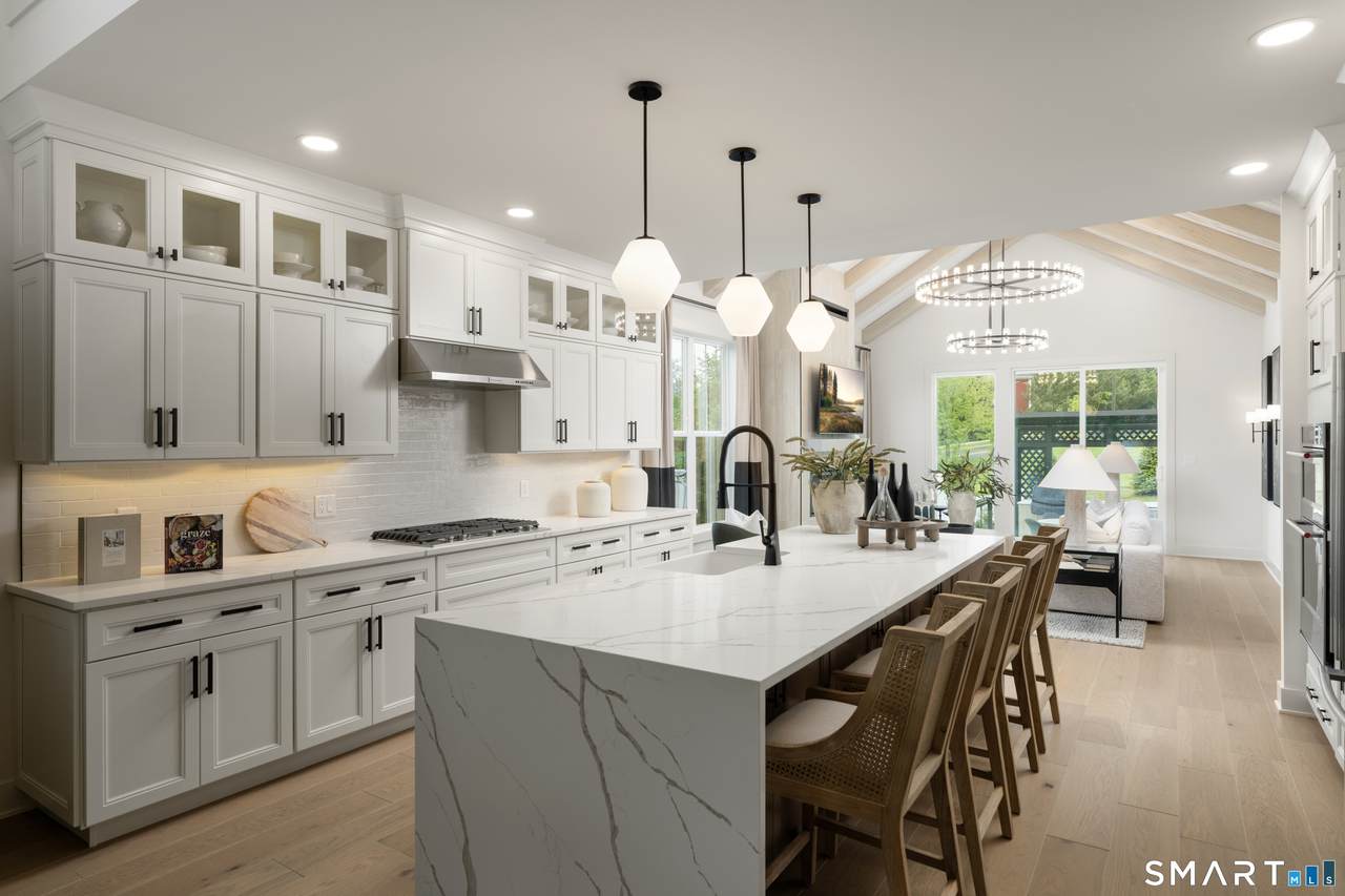 8 Elmwood Court - Photo 1