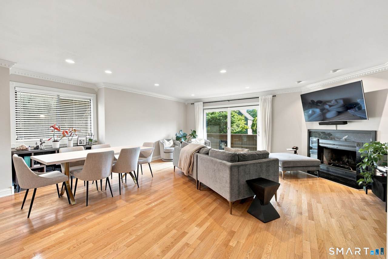 455 Hope Street - Photo 1