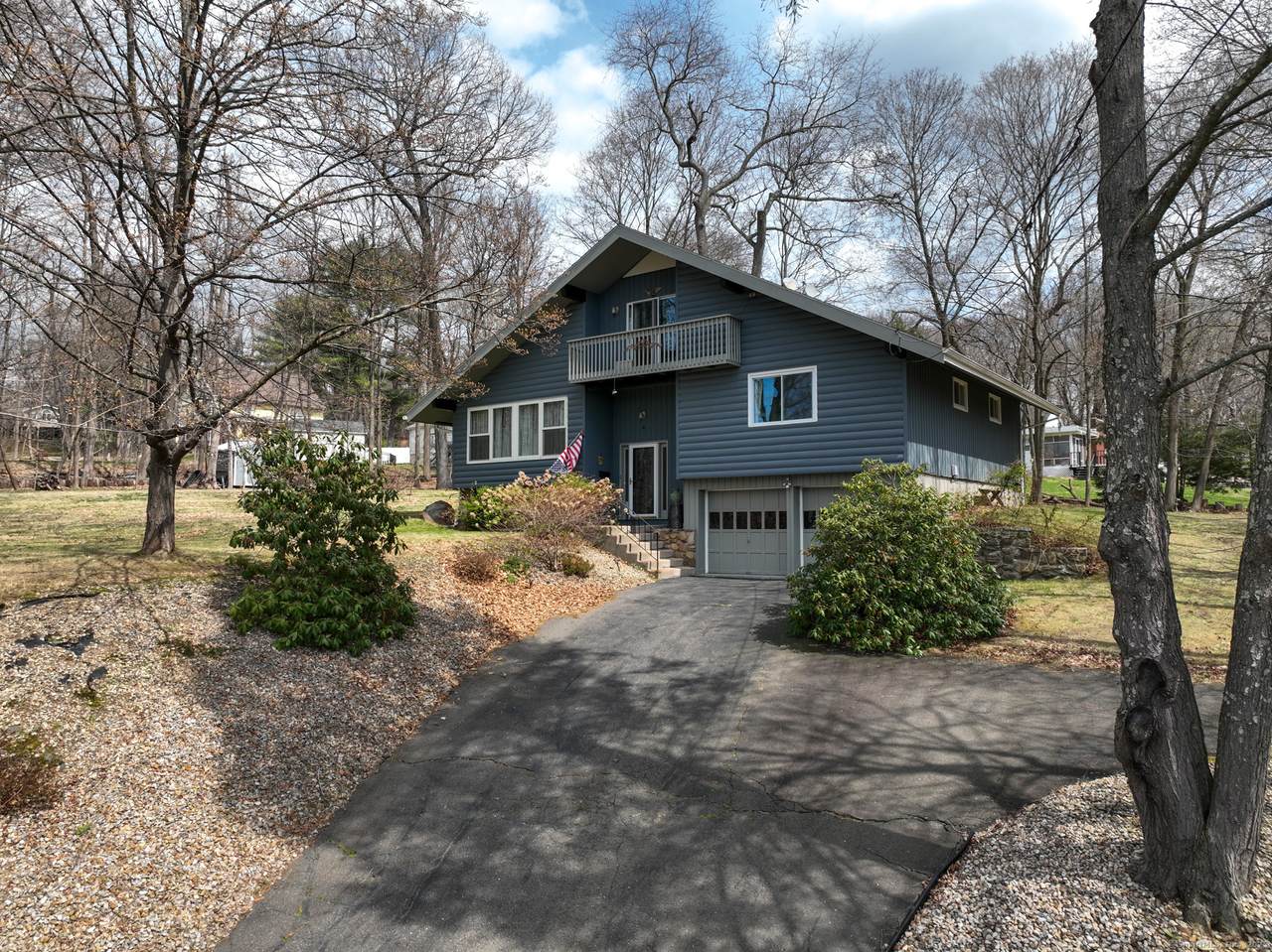 4 Alpine Drive - Photo 1