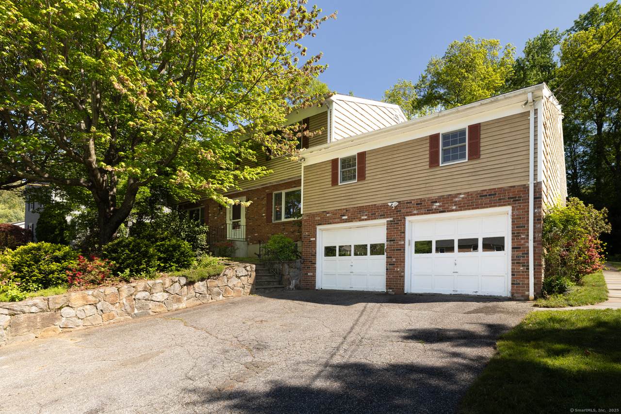 48 Lafayette Drive - Photo 1