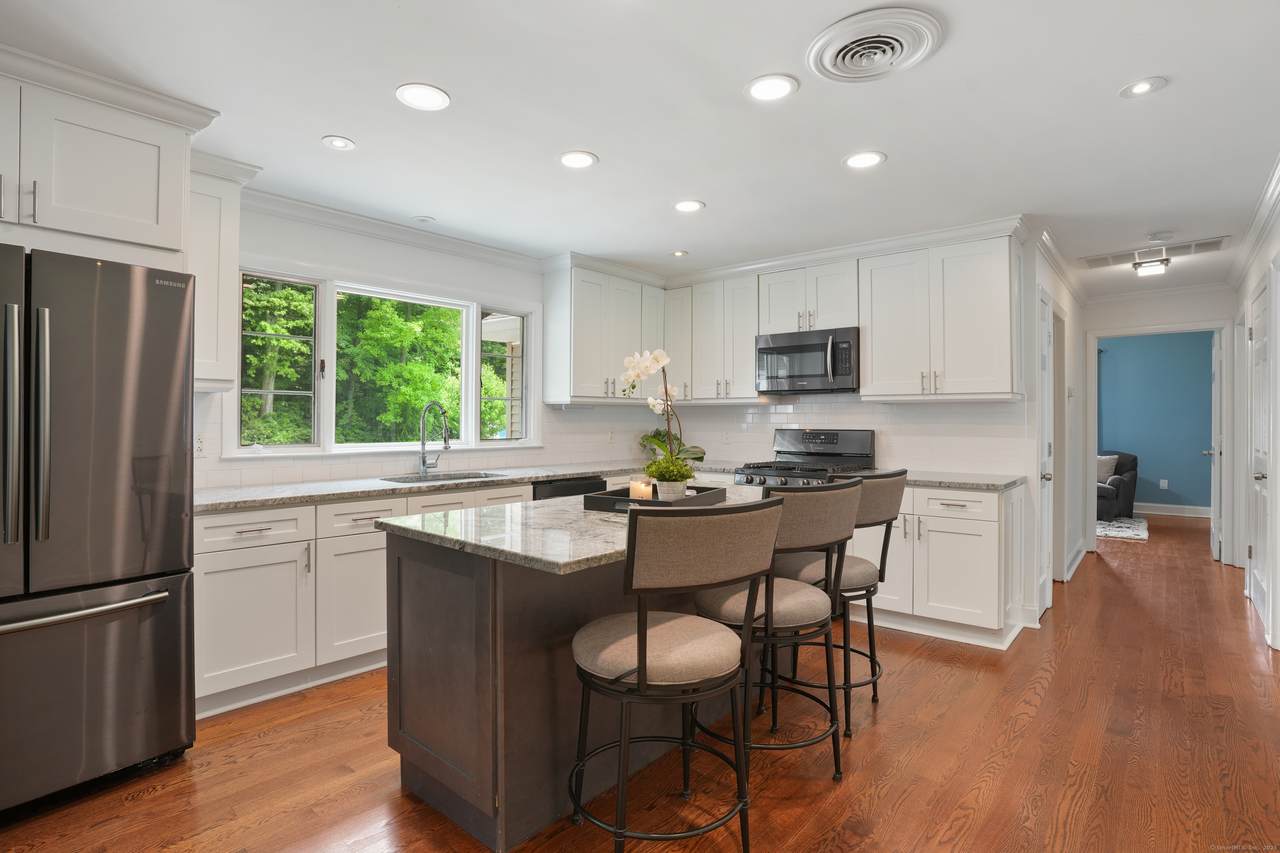 8 Palmer Lane - Photo 1