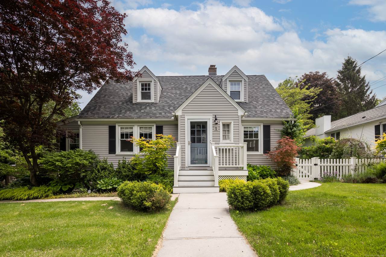 1 Yale Avenue - Photo 1