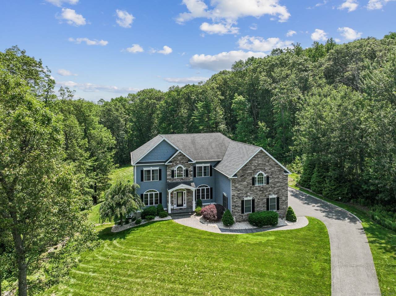 110 Laurelwood Drive - Photo 1