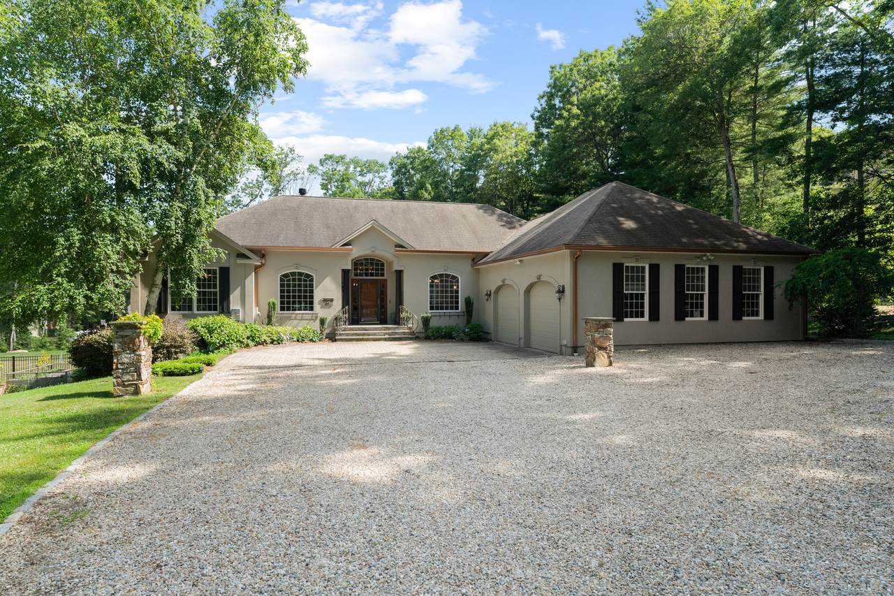 45 Shaker Court - Photo 1