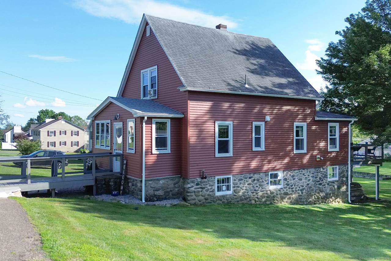 669 Buckingham Street - Photo 1