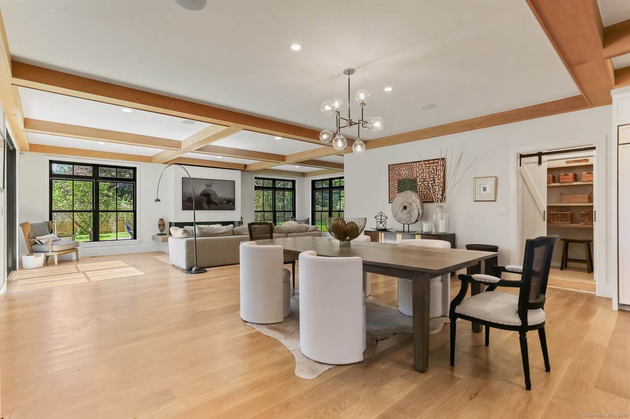 52 Garibaldi Lane - Photo 1