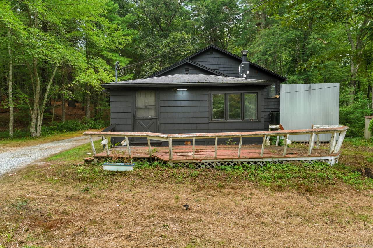 148 Shore Road - Photo 1