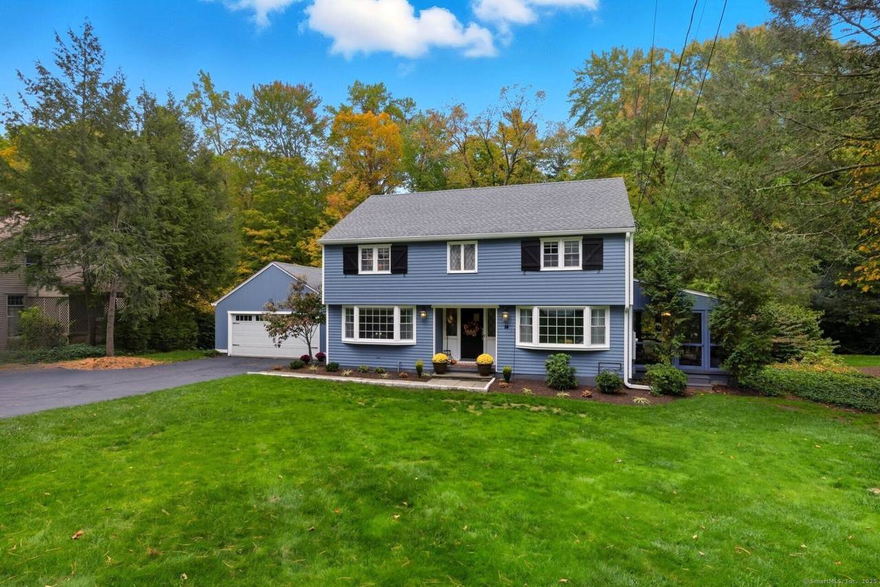 14 Cedar Ledge Road - Photo 1