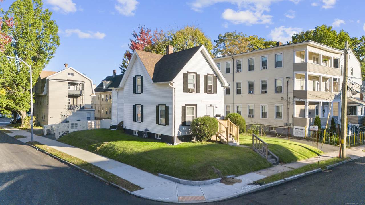 126 Heath Street - Photo 1
