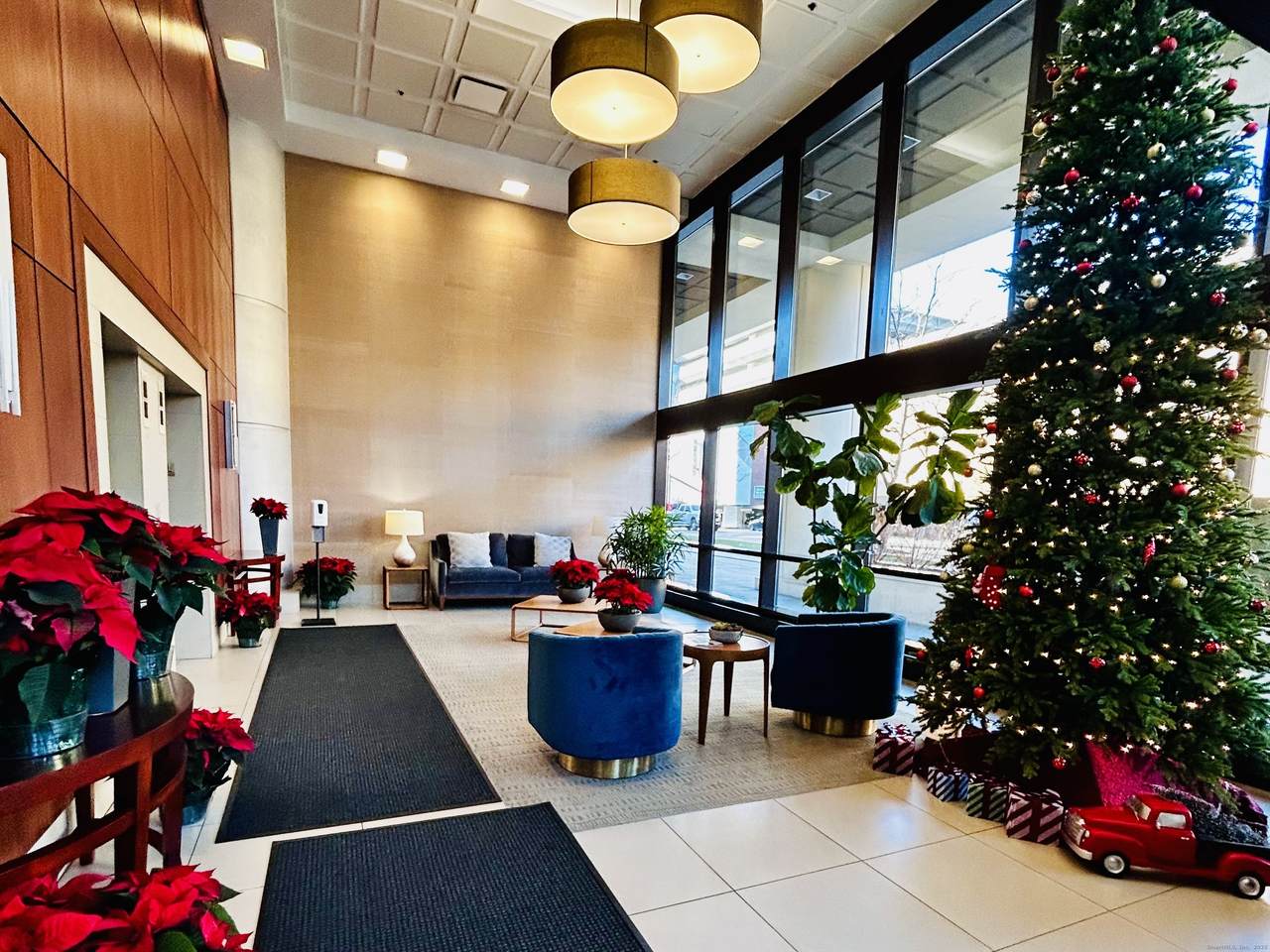 127 Greyrock Place - Photo 1