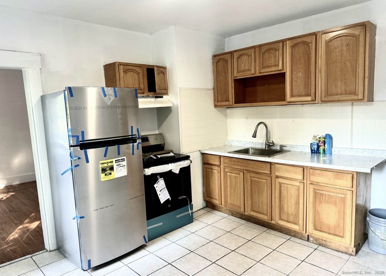 219 Connecticut Avenue - Photo 1
