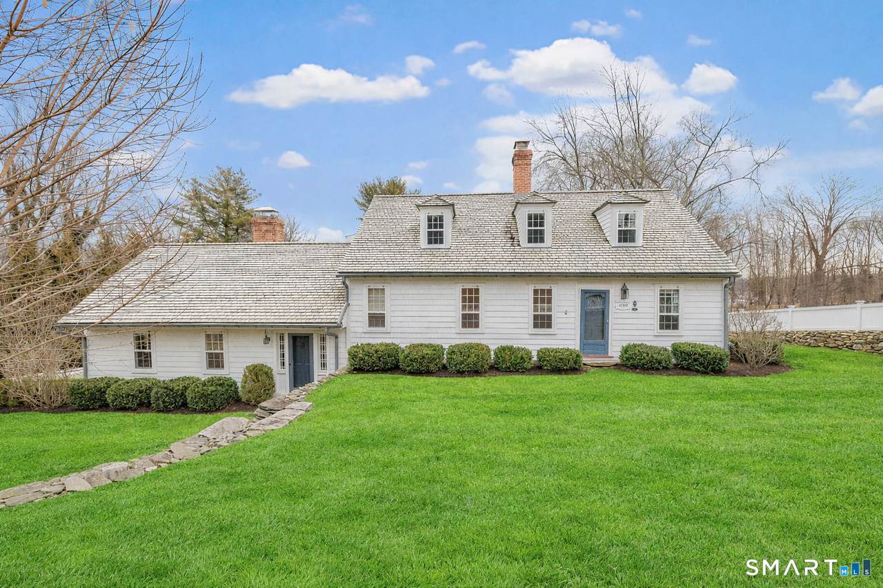 96 Kings Highway - Photo 1