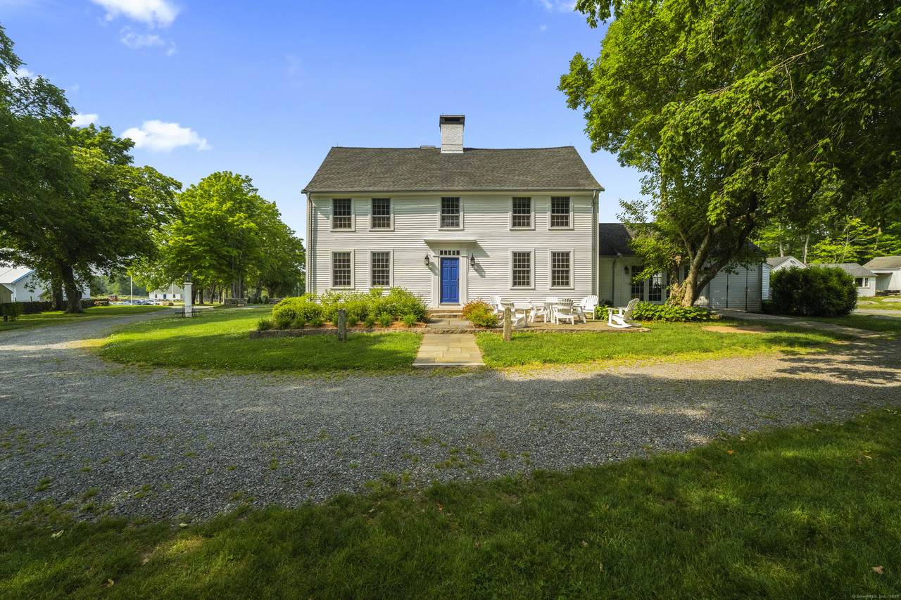 1189 Pequot Trail - Photo 1
