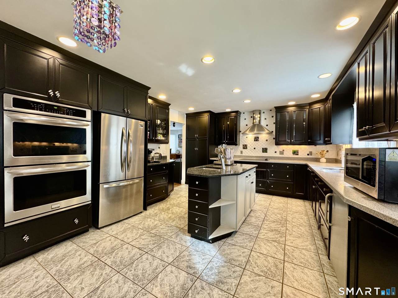 25 Coachman Pike - Photo 1