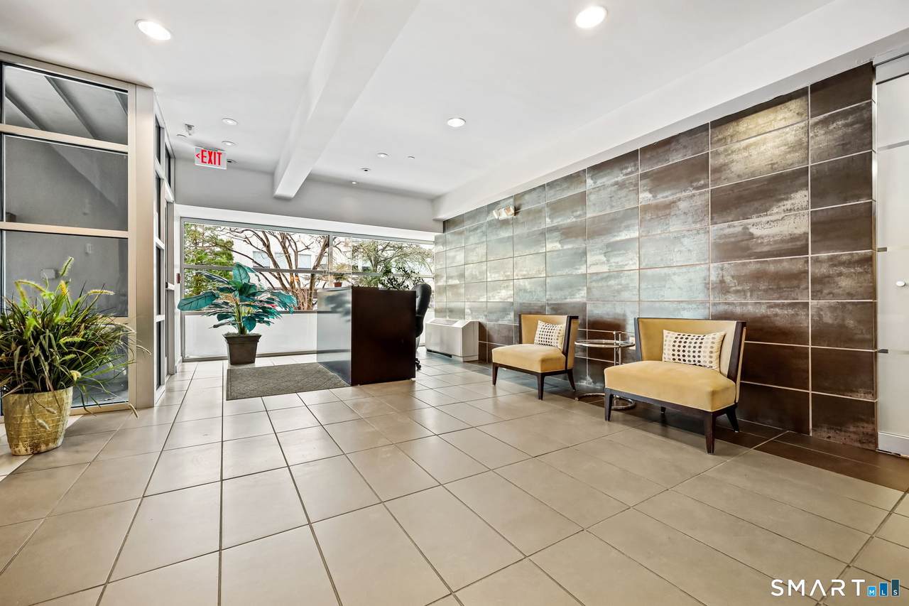 1515 Summer Street - Photo 1