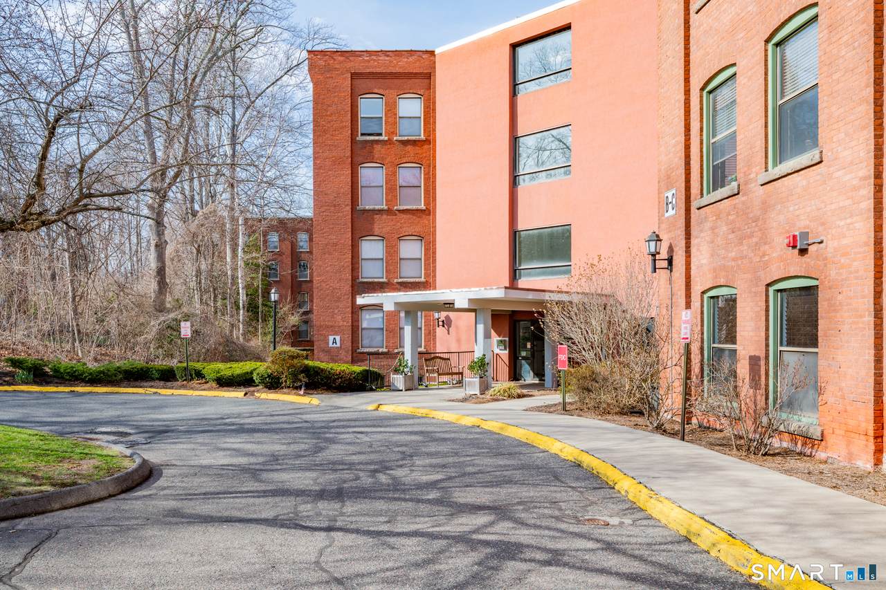 222 Williams Street - Photo 1