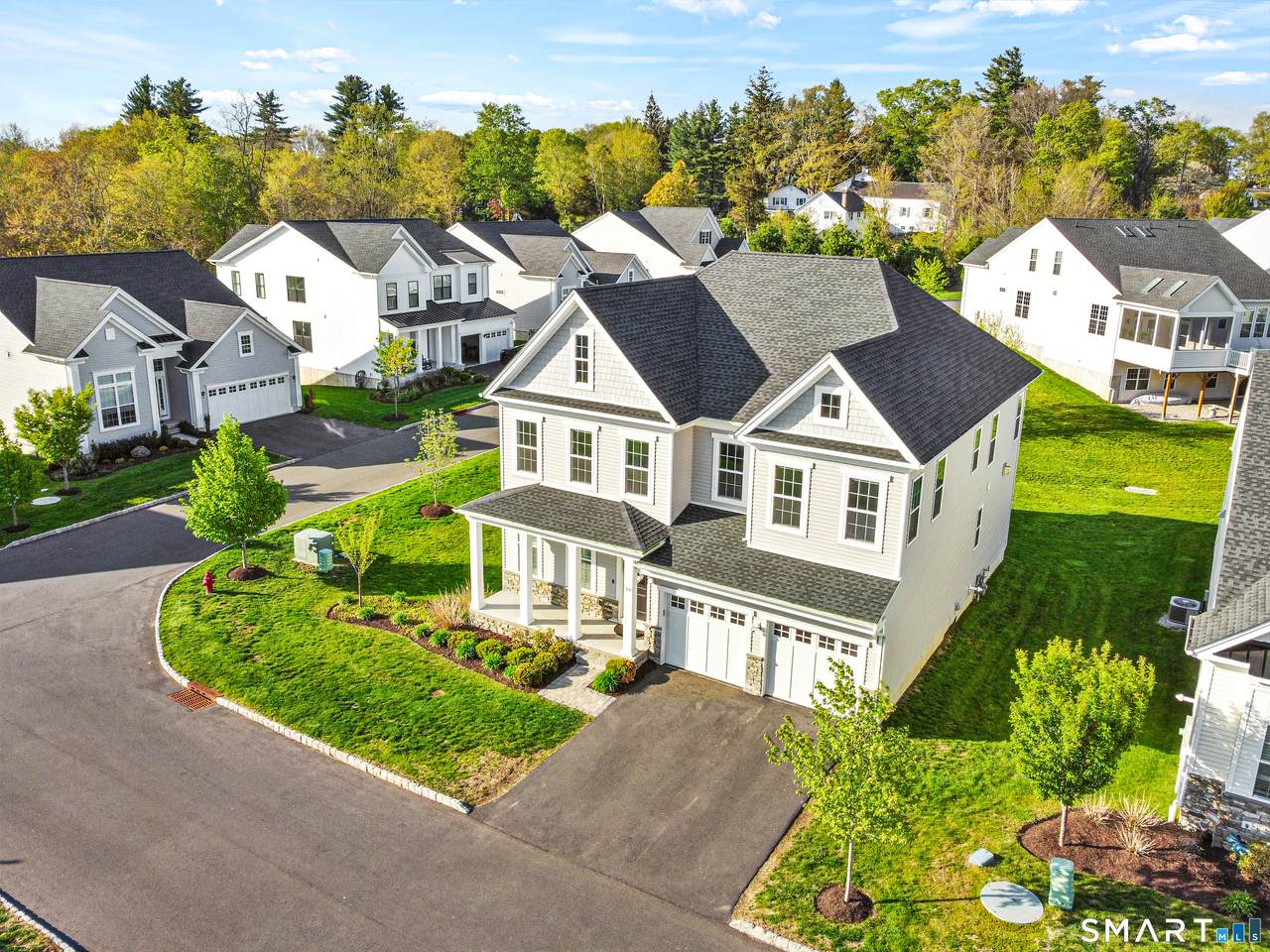 19 Enclave Circle - Photo 1