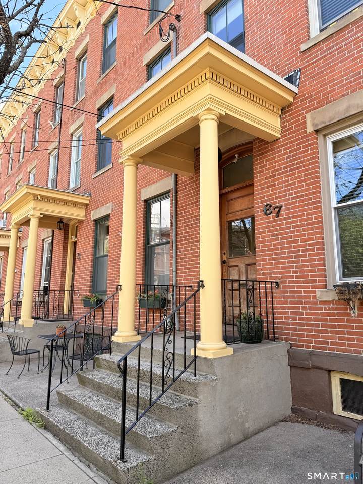 67 Warren Street - Photo 1