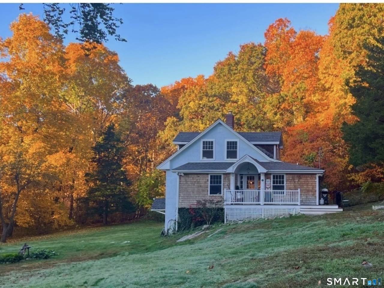 82 Old Post Road - Photo 1