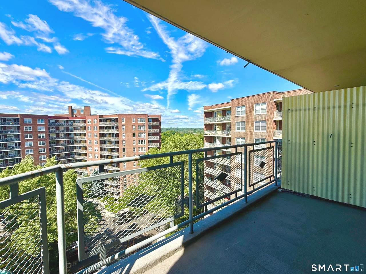 71 Strawberry Hill Avenue - Photo 1