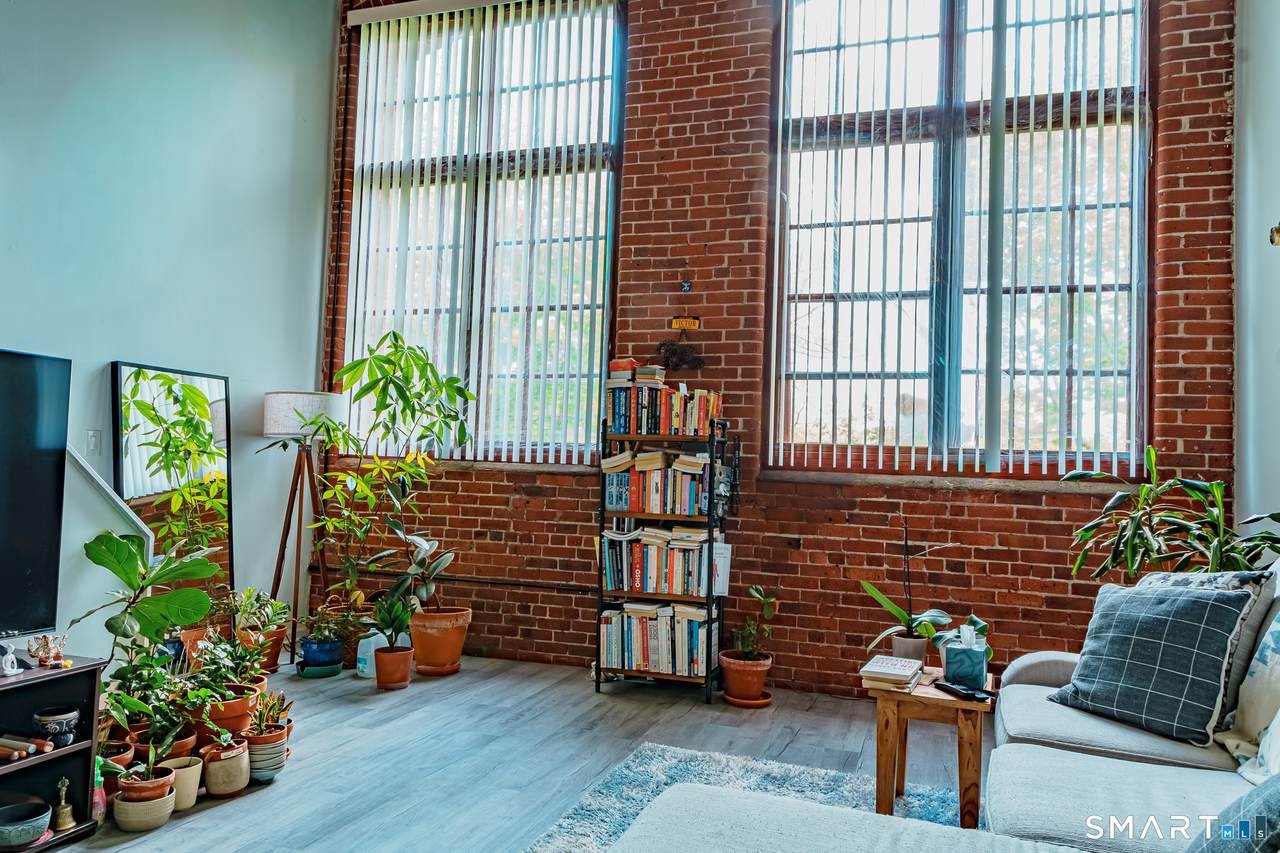 839 Main Street - Photo 1
