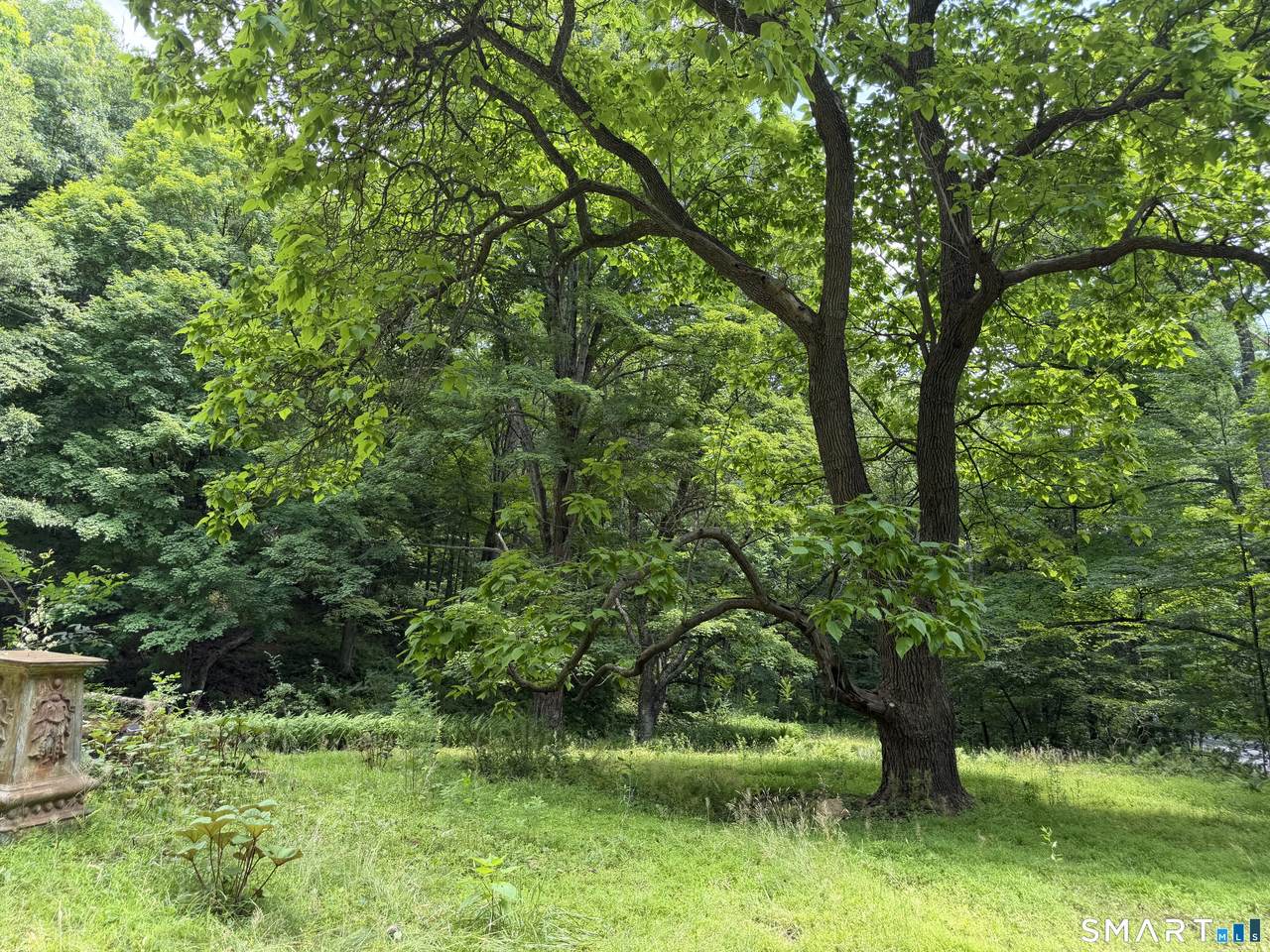 https://bt-photos.global.ssl.fastly.net/ctmls/1280_boomver_3_24189687-1.jpg