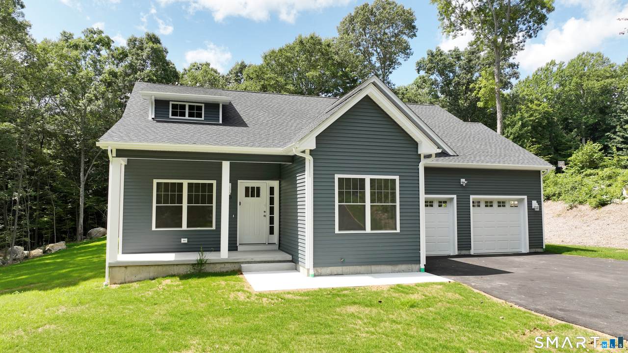 283 Windham Avenue - Photo 1