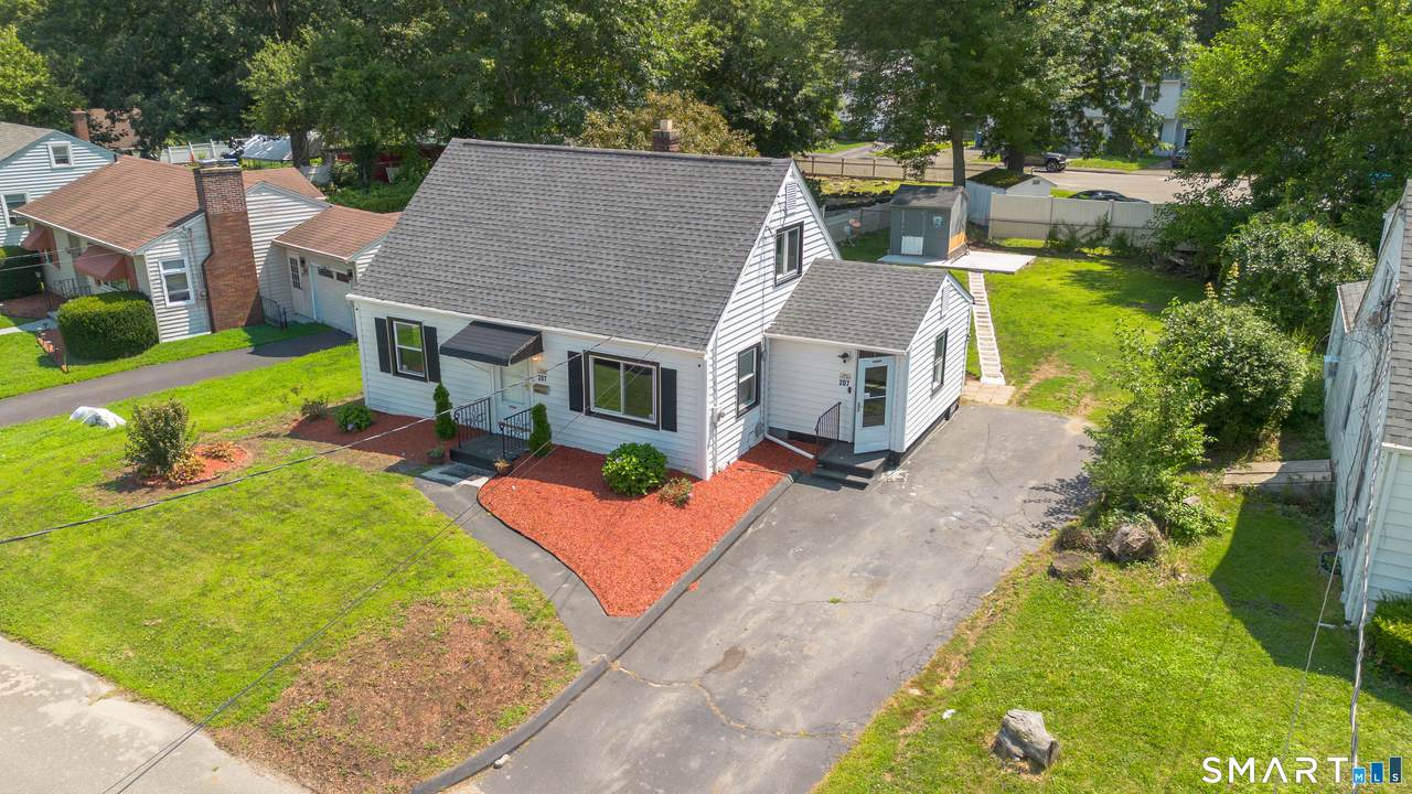 207 Nichols Drive - Photo 1