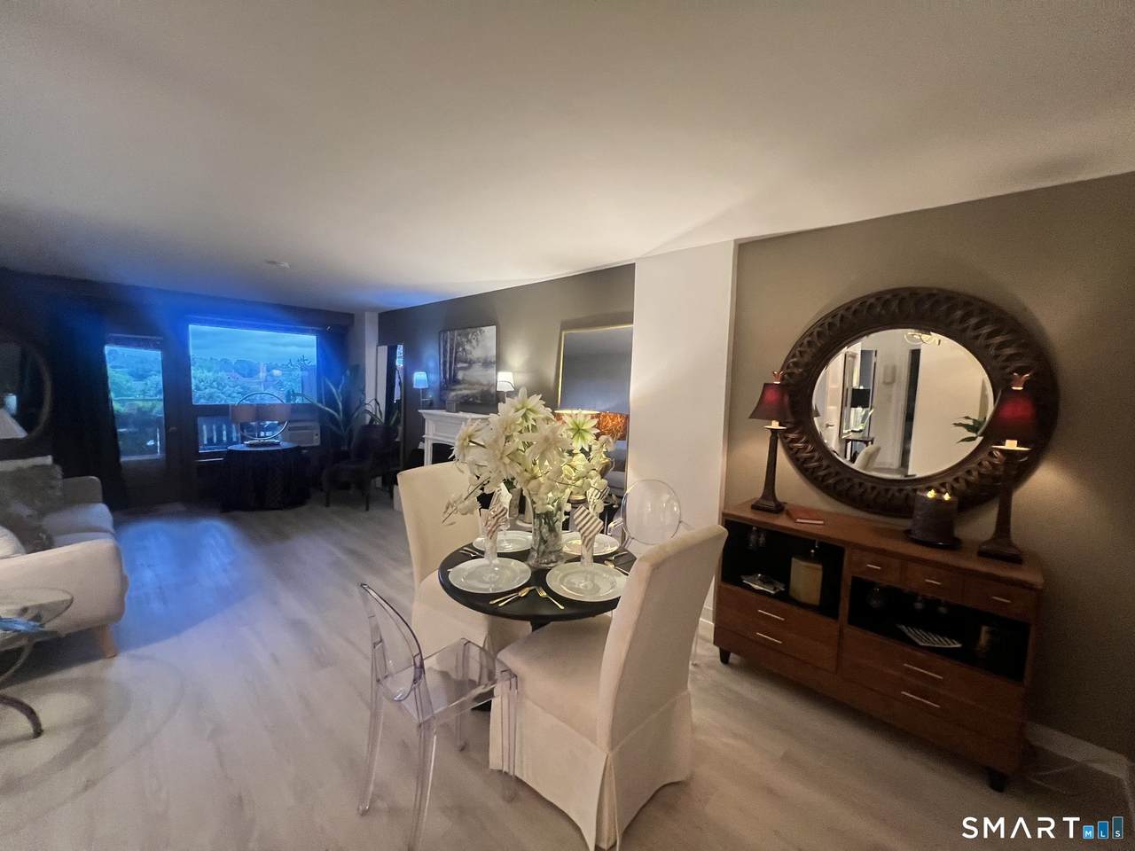 91 Strawberry Hill Avenue - Photo 1