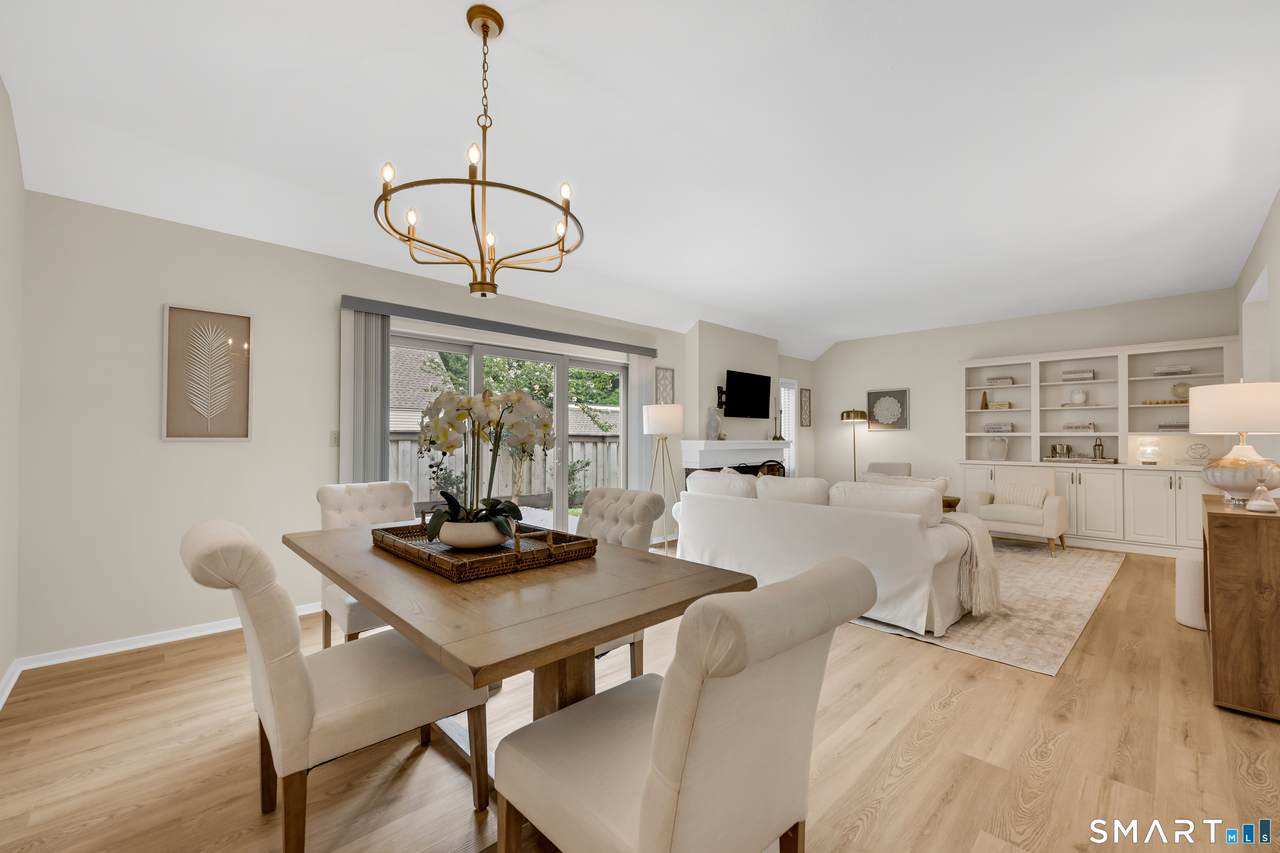4 Carriage Drive - Photo 1