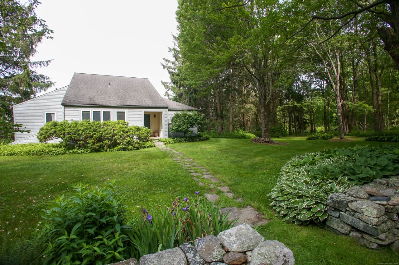 39 Treasure Hill Road - Photo 1