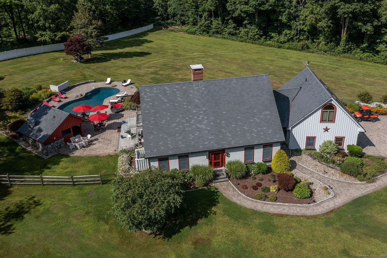289 Woodchuck Lane - Photo 1