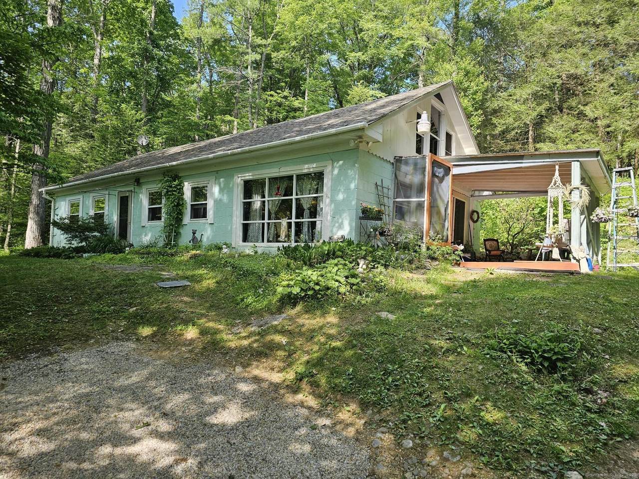 28 Oak Drive - Photo 1