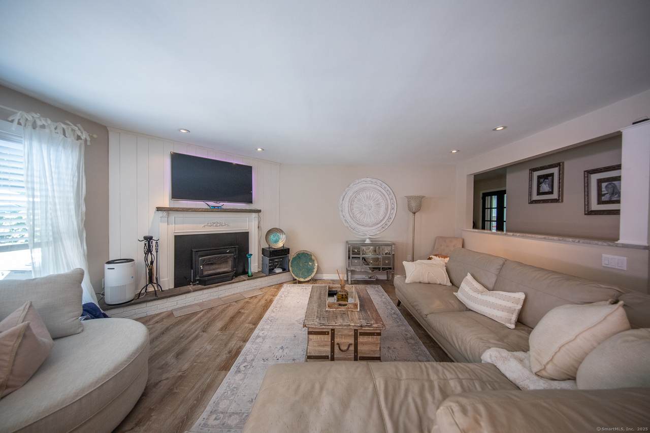 12 Josan Drive - Photo 1