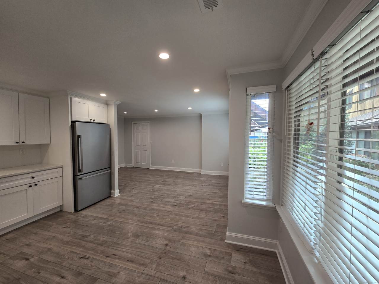 112 Glenwood Avenue - Photo 1