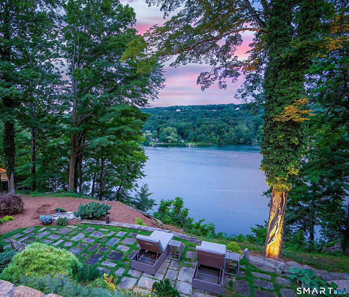 25 Pond Road - Photo 1