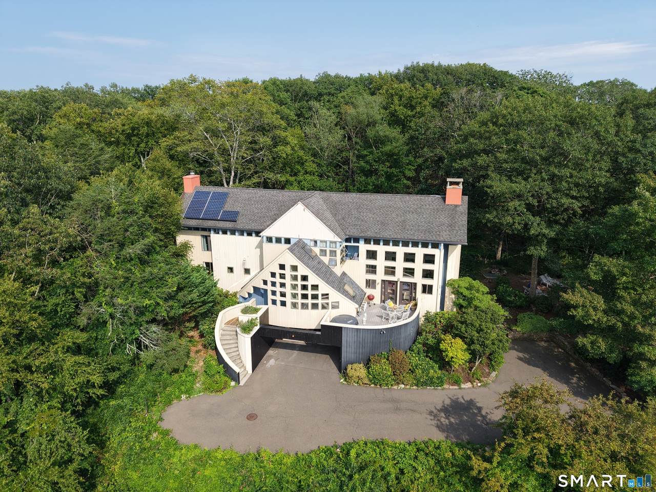 607 Lake Drive - Photo 1