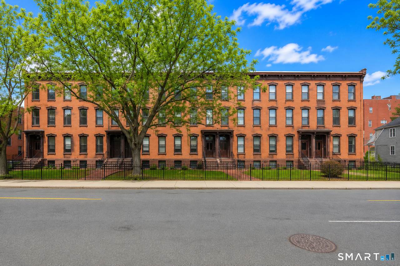 58 Buckingham Street - Photo 1