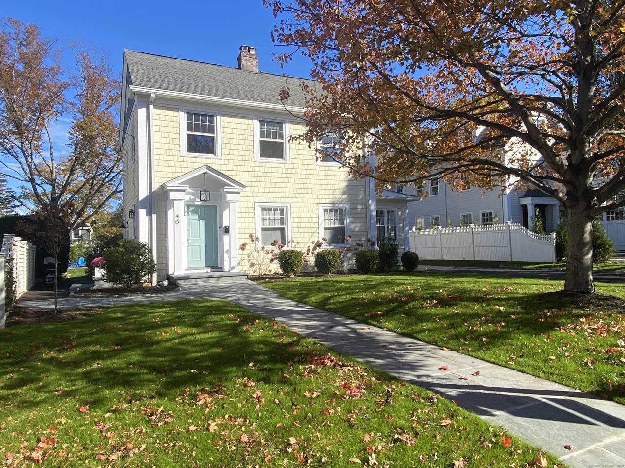 40 East Maple Street - Photo 1