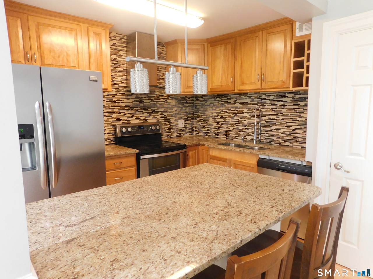 38 Padanaram Avenue - Photo 1