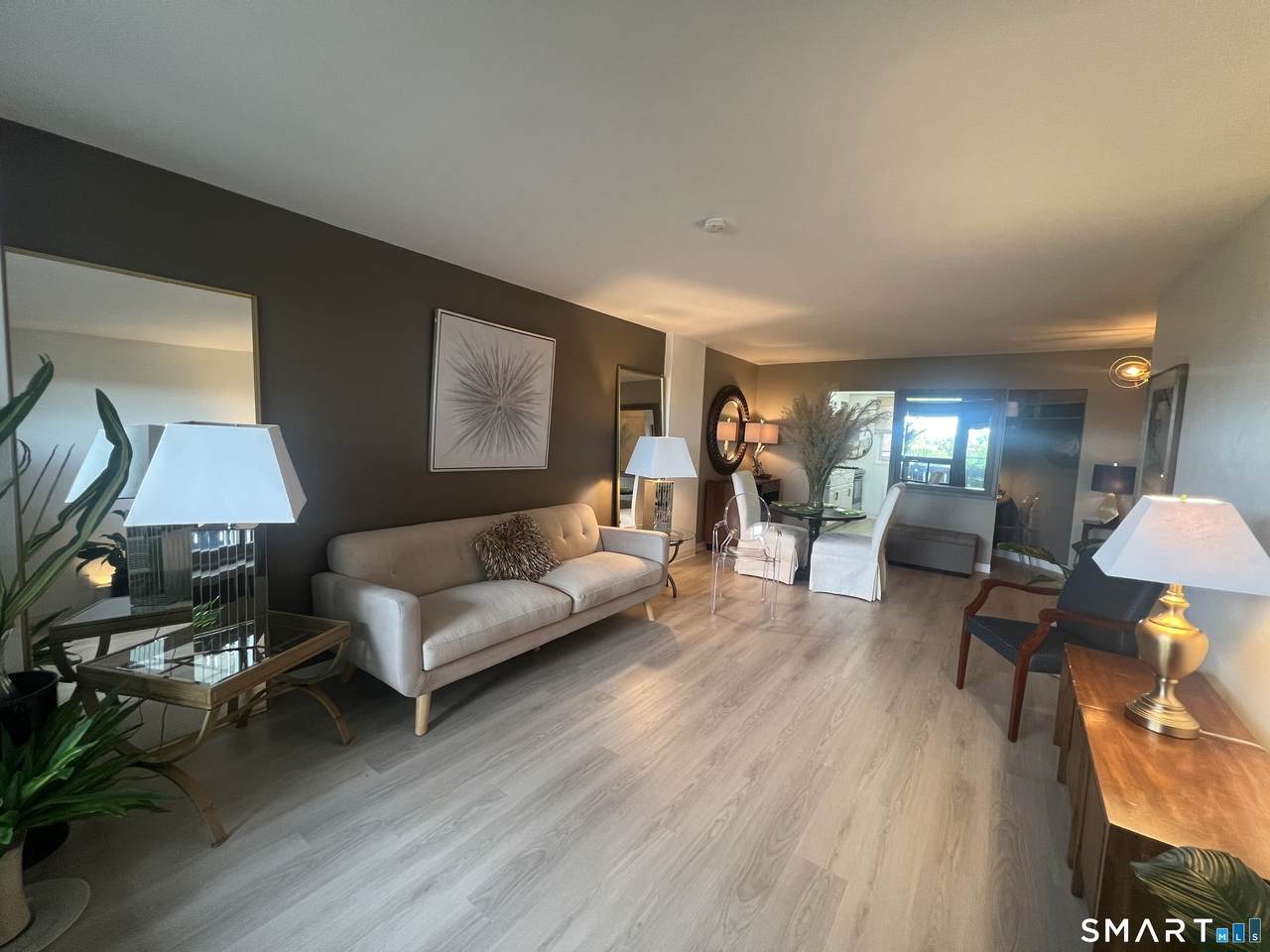 91 Strawberry Hill Avenue - Photo 1