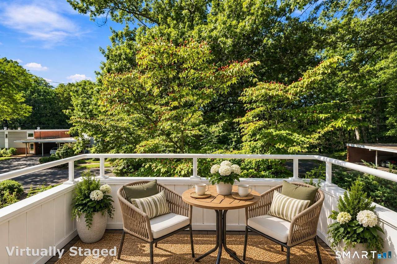 22 Lake Drive - Photo 1